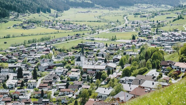 Auch im Oberpinzgau (im Bild: Bramberg) sind die Immobilien-Preise stark gestiegen (Bild: EXPA/ Stefanie Oberhauser)