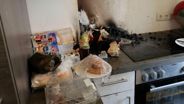 Das Feuer konnte auf die Küche begrenzt werden (Bild: FF Rohrbach)