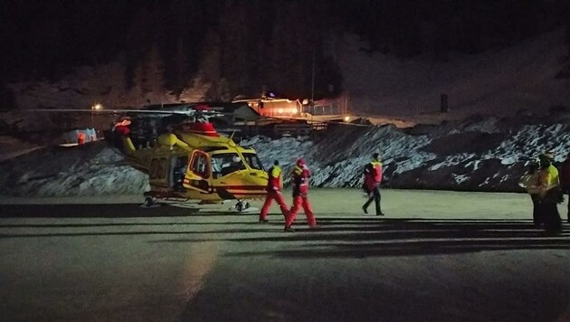 Die Hubschrauber konnten den schwer Verletzten wegen Schlechtwetters zunächst nicht erreichen. (Bild: BRD Pfelders)