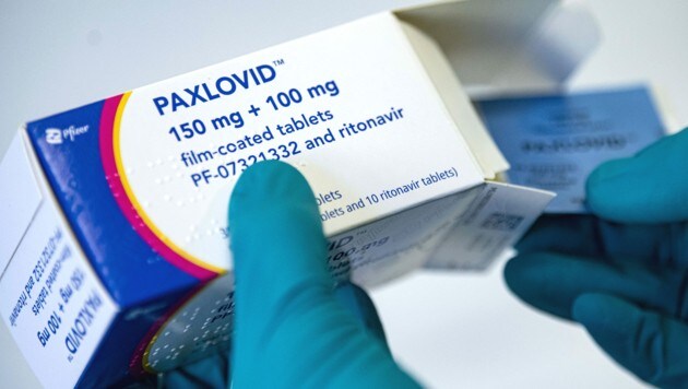 Das Covid-19-Medikament Paxlovid von Pfizer (Bild: APA/dpa/Fabian Sommer)