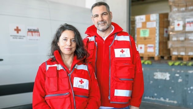 Die Steirerin Miriam Liska und der Oberösterreicher Bernhard Helmberger sind im Krisengebiet im Einsatz. (Bild: Österreichisches Rotes Kreuz (ÖRK) / Markus Hechenberger)