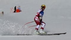 Nina Ortlieb bestritt in der Silvretta Montafon ihr erstes Rennen nach 438 Tagen Pause, schwang sensationell als Fünfte ab und sah sogar gleich danach noch Luft nach oben. (Bild: Peter Weihs/Kronenzeitung)