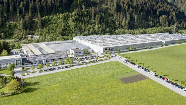 Hella in Abfaltersbach erzielte im Jahr 2021 ein Umsatzplus, das heuer bestätigt werden soll. (Bild: Hella)