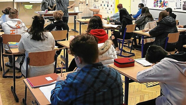 Bereits 105 ukrainische Flüchtlingskinder besuchen zurzeit eine Salzburger Schule. (Bild: ANDREAS TROESTER)