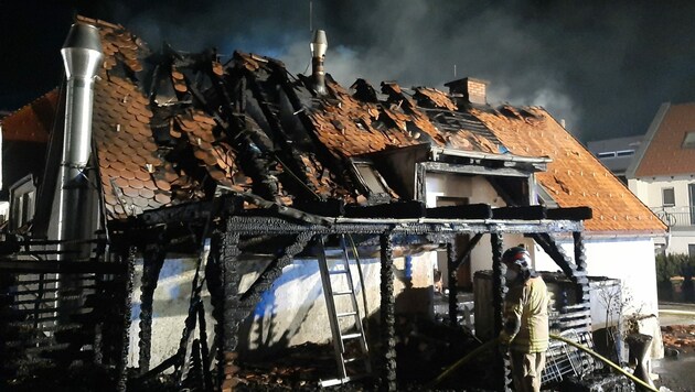 Das Haus wurde zerstört (Bild: BF Graz)