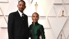 Will Smith mit Jada Pinkett Smith (Bild: Jordan Strauss/Invision/AP)