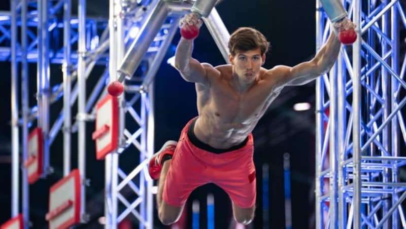 Joel Mattli ist „Ninja Warrior Austria“ (Bild: Puls 4/Mathias Kniepeiss)