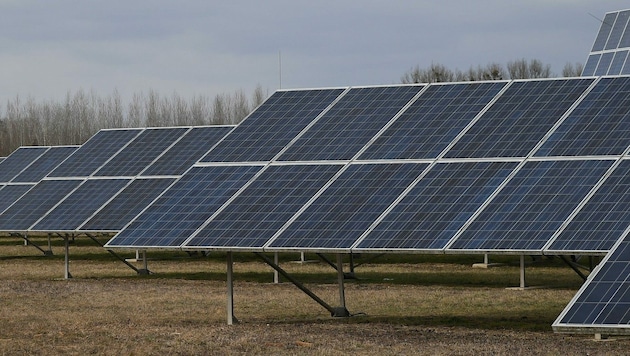 Nicht überall sind Fotovoltaik-Großprojekte willkommen (Bild: Huber Patrick)