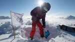Eisbohrung am Kaunertaler Gletscher (Bild: APA/ROLAND SCHLAGER)