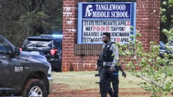 An der Tanglewood Middle School soll ein Zwölfjähriger einen gleichaltrigen Mitschüler erschossen haben. (Bild: Mike Ellis/The Greenville News via AP)