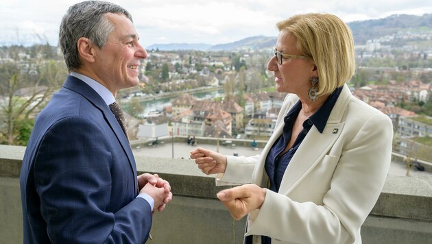 Beim Treffen mit Bundespräsident Ignazio Cassis in Bern ging es auch um den Ukraine-Krieg und die Folgen. (Bild: NLK Burchhart)