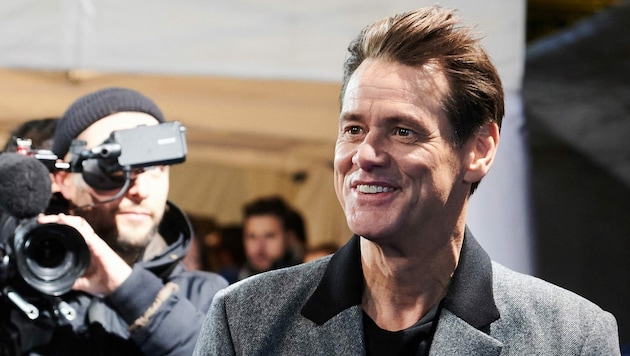 Jim Carrey, kanadisch-US-amerikanischer Komiker und Schauspieler, kommt zum „Fan & Family Event“ des Films „Sonic The Hedgehog“ in den Zoo Palast. Carrey wurde am 17. Jänner 60. (Bild: APA/dpa/Annette Riedl)