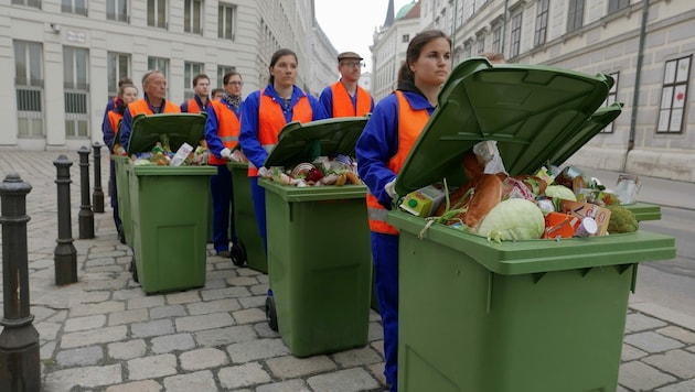 17 Kilogramm Lebensmittel schmeißt jeder Oberösterreicher jährlich in den Müll. (Bild: Gerhard Bartel)