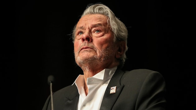French actor Alain Delon was one of the most popular stars of European cinema in the 1960s and 1970s. (Bild: VALERY HACHE / AFP / picturedesk.com)