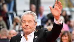 Alain Delon starb am Sonntag im Alter von 88 Jahren. (Bild: ALBERTO PIZZOLI / AFP / picturedesk.com)