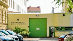 In der Justizanstalt Graz-Jakomini wird die Lage für Bedienstete laut Personalvertretern immer angespannter. (Bild: Sepp Pail)