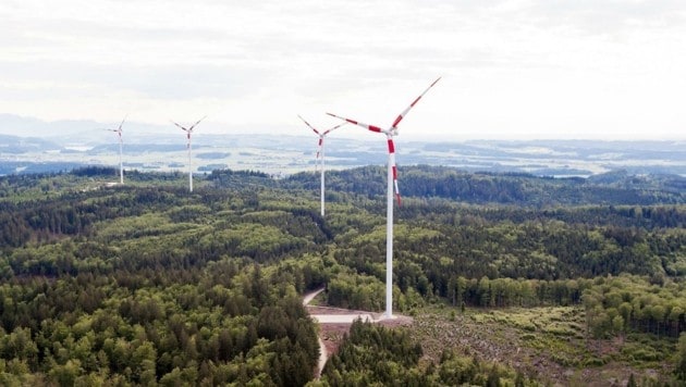in eindrucksvoller Anblick ist der Windpark Munderfing der Energie AG. (Bild: Energie AG Oberösterreich)