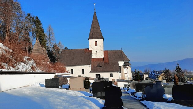 Die Kirche von Rechberg: In der Mesnerkeusche lebte Franziska Kladnig, auf dem Friedhof wurde sie beigesetzt. (Bild: zVg)
