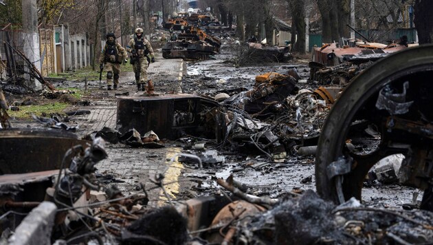 Ein Bild der Zerstörung aus Butscha (Bild: AP)