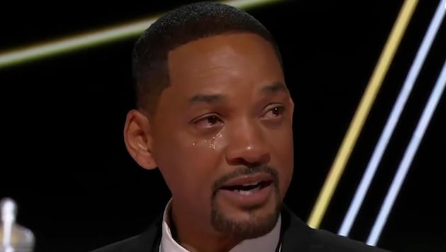 Gewinner Will Smith laufen während seiner Oscar-Rede die Tränen übers Gesicht. Kurz vor seiner Auszeichnung hatte er den Komiker Chris Rock geohrfeigt. (Bild: www.PPS.at)