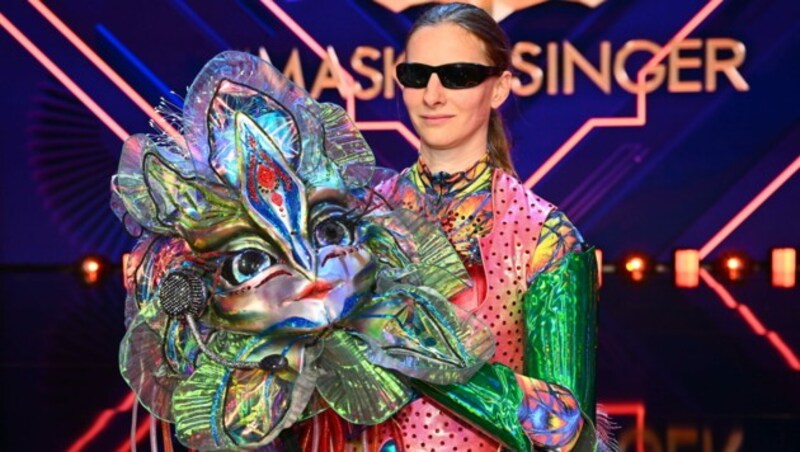 Joana Zimmer steckte bei „The Masked Singer“ unter der Maske der Galax‘Sis. (Bild: ProSieben/Willi Weber)