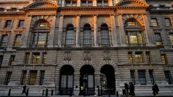 Das Ministry of Defense, das Verteidigungsministerium, in London (Bild: AFP/Nicolas Asfouri)