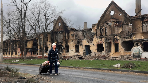 Mariupol liegt nach verheerenden Angriffen durch russische Truppen in Trümmern. (Bild: Associated Press)