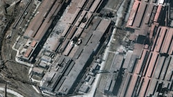 Das Asow-Stahlwerk bei Mariupol (Bild: Satellite image ©2022 Maxar Technologies)