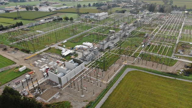 Die APG (im Bild der Standort in Nußdorf-Debant) arbeitet mit der Tinetz an der sicheren Stromversorgung in Osttirol. (Bild: Austrian Power Grid AG)
