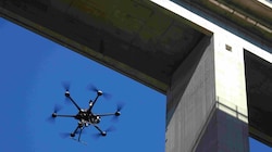 Brückeninspektion per Drohne (Bild: Asfinag)