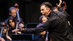Bei den Salzburger Festspielen soll auch heuer der russische Star-Dirigent Teodor Currentzis auftreten. (Bild: Roman Zach-Kiesling)