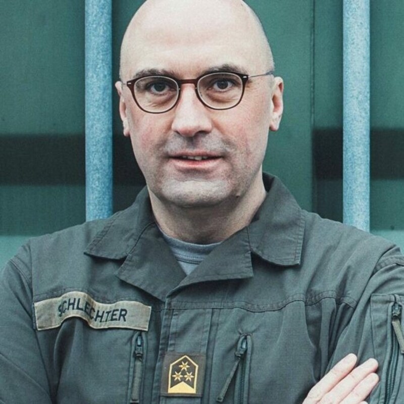 Oberst Jürgen Schlechter ist Leiter des ABC-Abwehrzentrums des Bundesheeres, das sich mit atomaren, biologischen und chemischen Gefahren beschäftigt. (Bild: Bundesheer/KANIZAJ Marija-M. 2018")