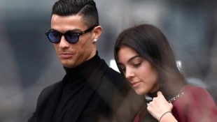 Cristiano Ronaldo und Georgina Rodriguez (Bild: AFP/APA/OSCAR DEL POZO)