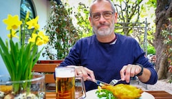Krone-Redakteur Gerald Schwab machte den Schnitzel-Test (Bild: Einöder Horst)