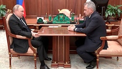 Wladimir Putin und Sergei Schoigu (Bild: Russian Presidential Press Service via AP)