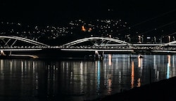 Wegen des Planungsfehlers wurde die Eisenbahnbrücke ein Jahr später als geplant fertig. (Bild: Alexander Schwarzl)