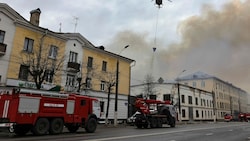 In dem Gebäude in Moskau wurde an der Entwicklung neuer Luftabwehrsysteme geforscht. (Bild: AP/Kommersant Publishing House/Vitaliy Smolnikov)