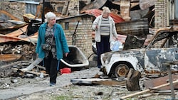 Zivilistinnen in der Ukraine (Symbolbild) (Bild: Genya SAVILOV/AFP)