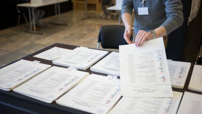 Wahlzettel in Slowenien (Bild: AFP)