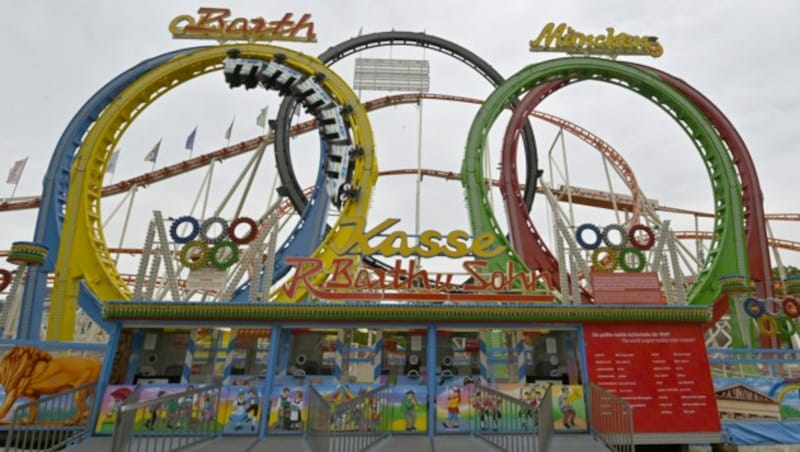 Der Olympia Looping im Wiener Prater (Bild: APA/HANS PUNZ)