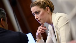 Amber Heard vor Gericht (Bild: AP)