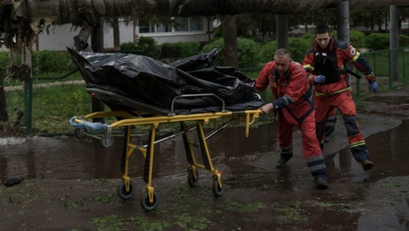 Charkiw wurde erneut bombardiert. (Bild: AP)