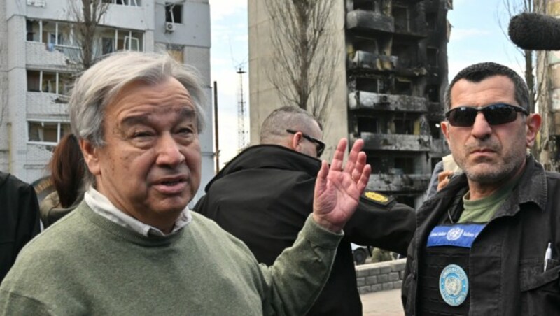 Guterres besucht Kiewer Vorstädte (Bild: AFP)