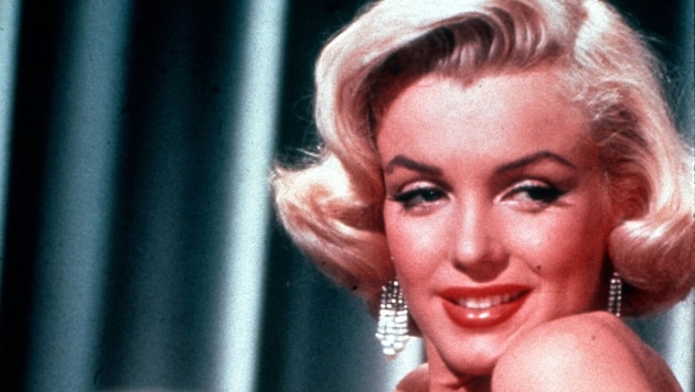 According to a tell-all book, Marilyn Monroe almost died of a drug overdose in 1956. (Bild: Ronald Grant Archive / Mary Evans / picturedesk.com)