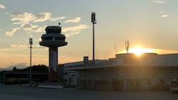 Der Klagenfurter Flughafen ist zum Zankapfel unter den politischen Parteien geworden (Bild: Rosenzopf Christian)