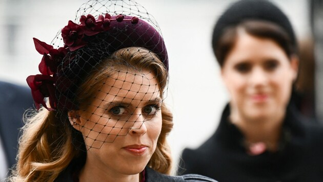 Prinzessin Beatrice ist die ältere Tochter von Sarah Ferguson und Prinz Andrew. (Bild: APA/Photo by Daniel LEAL/AFP)