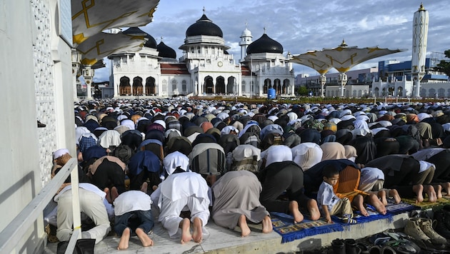 Heuer sind wieder große Zusammenkünfte zum Beten und Feiern erlaubt. (Bild: AFP)