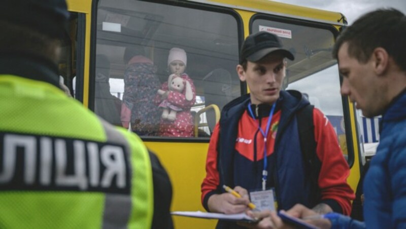 Ukrainische Flüchtlinge (Archivbild) (Bild: APA/AFP/Ed JONES)