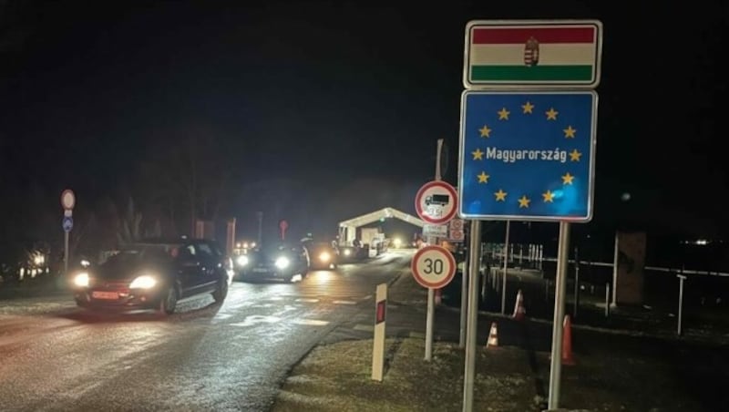 Aus Ungarn kommend, fuhr der Schlepper über den Grenzübergang in St. Margarethen, ohne anzuhalten. Er flüchtete. (Bild: Christian Schulter)