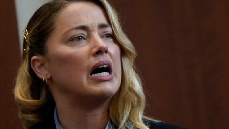 Amber Heard zeigte sich im Zeugenstand sehr emotional. (Bild: AFP)